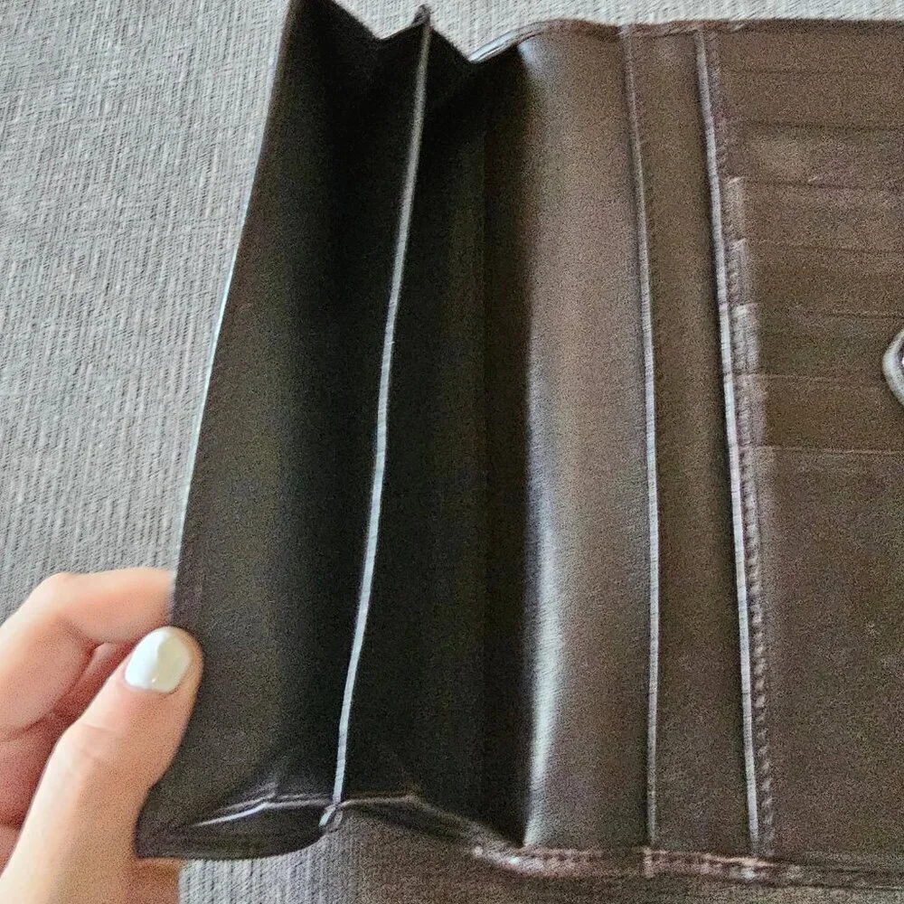 Gucci Guccissima Heart Continental Wallet Dark Brown 100 % Authentic